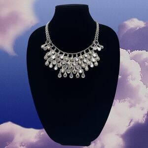 NWT Silver Robert Rose chandelier statement necklace 2016 adjustable